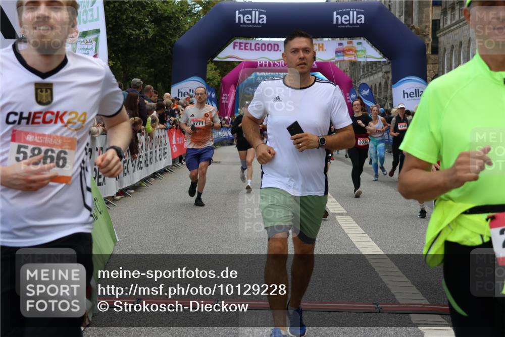 06.09.2026 - CURREX Alsterlauf Strokosch-Dieckow http://msf.ph/oto/10129228 06.09.2026 10:02:57 Ziel 2500, 2687, 3338, 3721, 3909, 4345, 4348, 4474, 4475, 4730, 5190, 5366, 5465, 5659, 5771, 5780, 5865, 5866, 6398, 8282 meine-sportfotos.de
