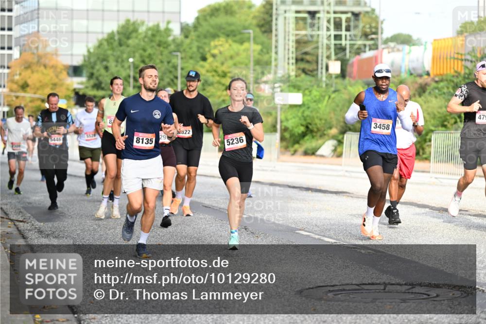 06.09.2026 - CURREX Alsterlauf Dr. Thomas Lammeyer http://msf.ph/oto/10129280 06.09.2026 09:50:37 Laufen 2300, 5446, 3528, 8, 479, 3458, 322, 29, 8135, 5236 meine-sportfotos.de
