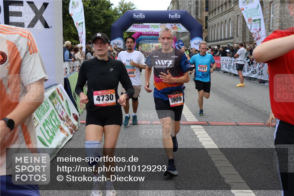 06.09.2026 - CURREX Alsterlauf Strokosch-Dieckow http://msf.ph/oto/10129293 06.09.2026 10:03:01 Ziel 2687, 3096, 3338, 3721, 3909, 4345, 4348, 4474, 4475, 4730, 4922, 5190, 5465, 5659, 5771, 5780, 5865, 5866, 5903, 6046, 6049, 6398, 8100 meine-sportfotos.de