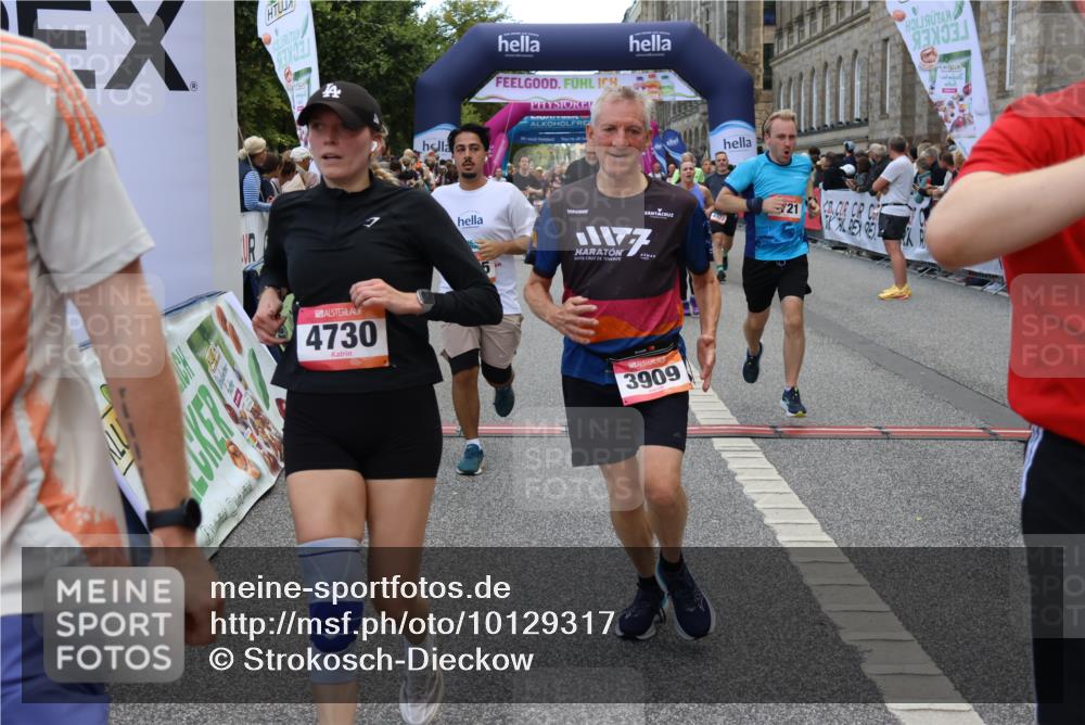 06.09.2026 - CURREX Alsterlauf Strokosch-Dieckow http://msf.ph/oto/10129317 06.09.2026 10:03:02 Ziel 2687, 3096, 3338, 3721, 3909, 4345, 4348, 4474, 4475, 4730, 4922, 5465, 5771, 5780, 5865, 5866, 5903, 6046, 6049, 6379, 6398, 8100 meine-sportfotos.de