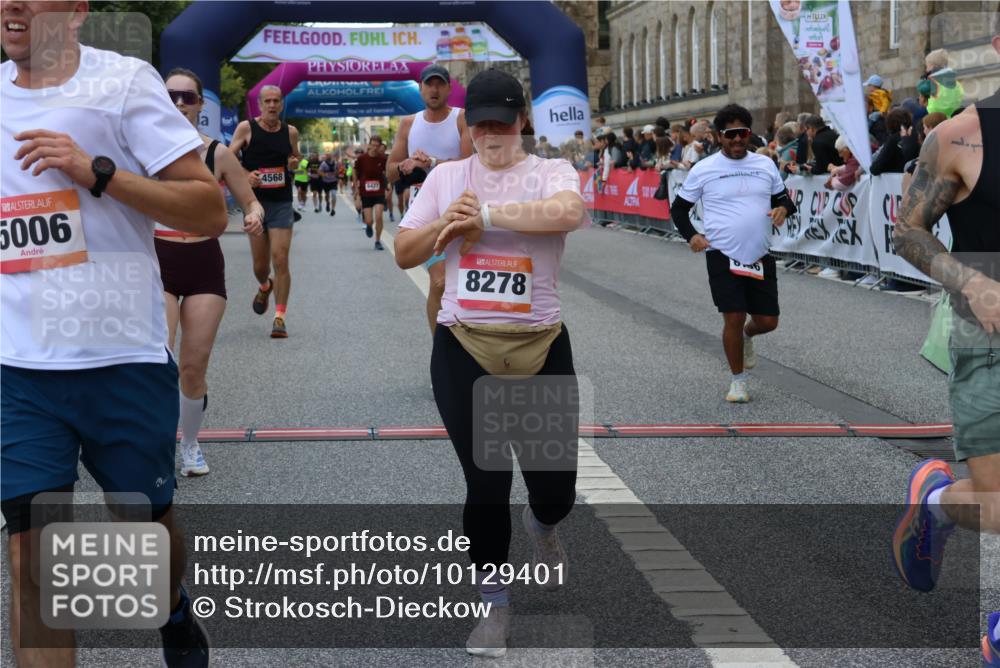 06.09.2026 - CURREX Alsterlauf Strokosch-Dieckow http://msf.ph/oto/10129401 06.09.2026 09:50:25 Ziel 2411, 2453, 2720, 2878, 3044, 3333, 3455, 3475, 3488, 4541, 4568, 4700, 4755, 4840, 5006, 5264, 5326, 5631, 5946, 5949, 6248, 6427, 8156, 8256, 8278 meine-sportfotos.de