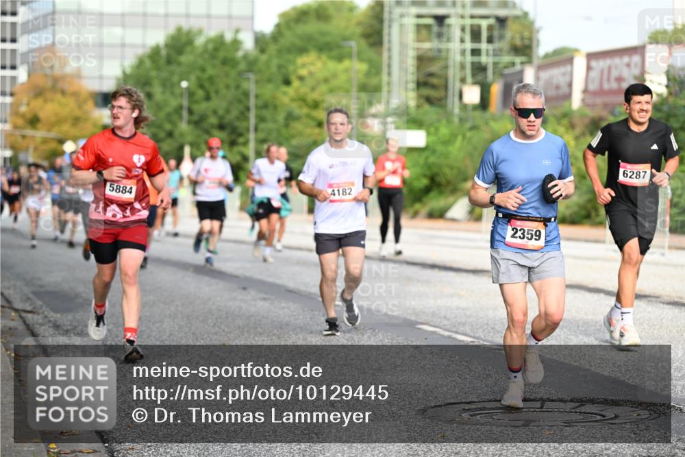 06.09.2026 - CURREX Alsterlauf Dr. Thomas Lammeyer http://msf.ph/oto/10129445 06.09.2026 09:50:55 Laufen 4182, 5884, 2359, 6287 meine-sportfotos.de