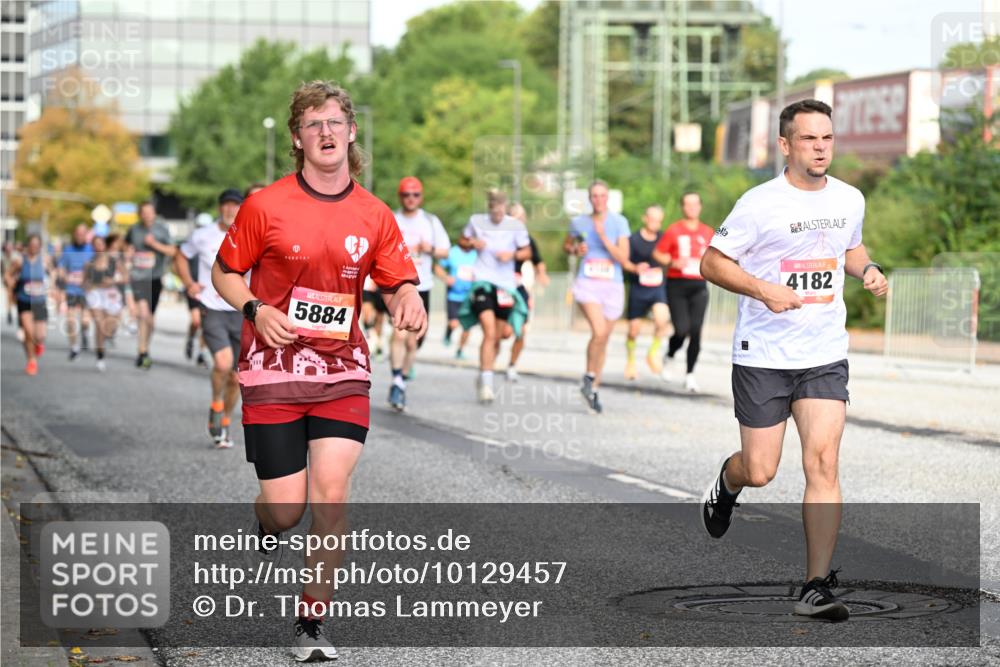 06.09.2026 - CURREX Alsterlauf Dr. Thomas Lammeyer http://msf.ph/oto/10129457 06.09.2026 09:50:56 Laufen 5884, 4182 meine-sportfotos.de