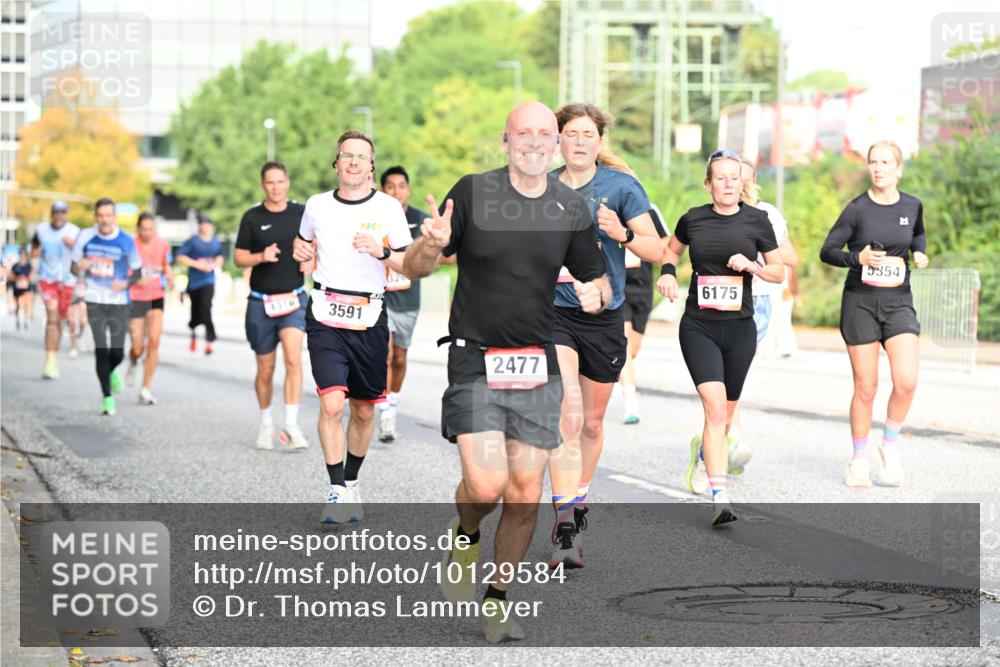 06.09.2026 - CURREX Alsterlauf Dr. Thomas Lammeyer http://msf.ph/oto/10129584 06.09.2026 09:51:11 Laufen 4316, 3591, 2477, 6175, 5354 meine-sportfotos.de
