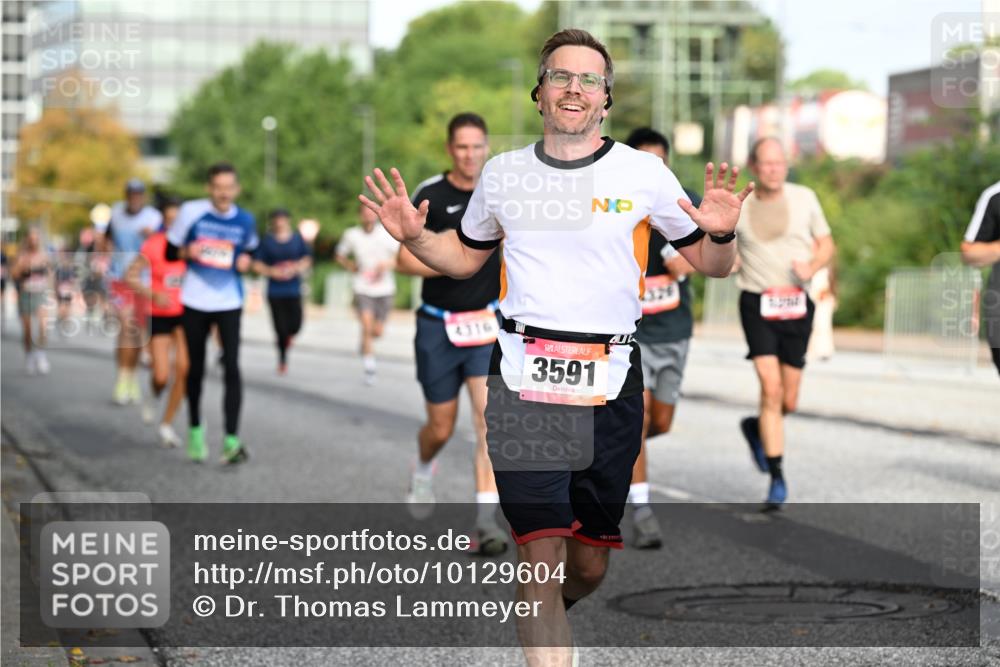 06.09.2026 - CURREX Alsterlauf Dr. Thomas Lammeyer http://msf.ph/oto/10129604 06.09.2026 09:51:14 Laufen 4316, 40, 3591 meine-sportfotos.de