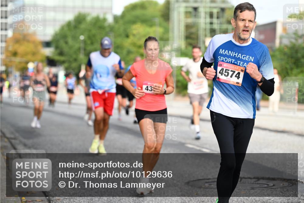 06.09.2026 - CURREX Alsterlauf Dr. Thomas Lammeyer http://msf.ph/oto/10129636 06.09.2026 09:51:17 Laufen 43, 4574 meine-sportfotos.de