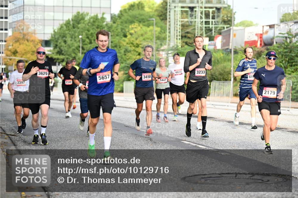 06.09.2026 - CURREX Alsterlauf Dr. Thomas Lammeyer http://msf.ph/oto/10129716 06.09.2026 09:51:27 Laufen 2397, 3629, 5657, 2348, 3410, 5447, 4974, 3233, 619, 2179 meine-sportfotos.de