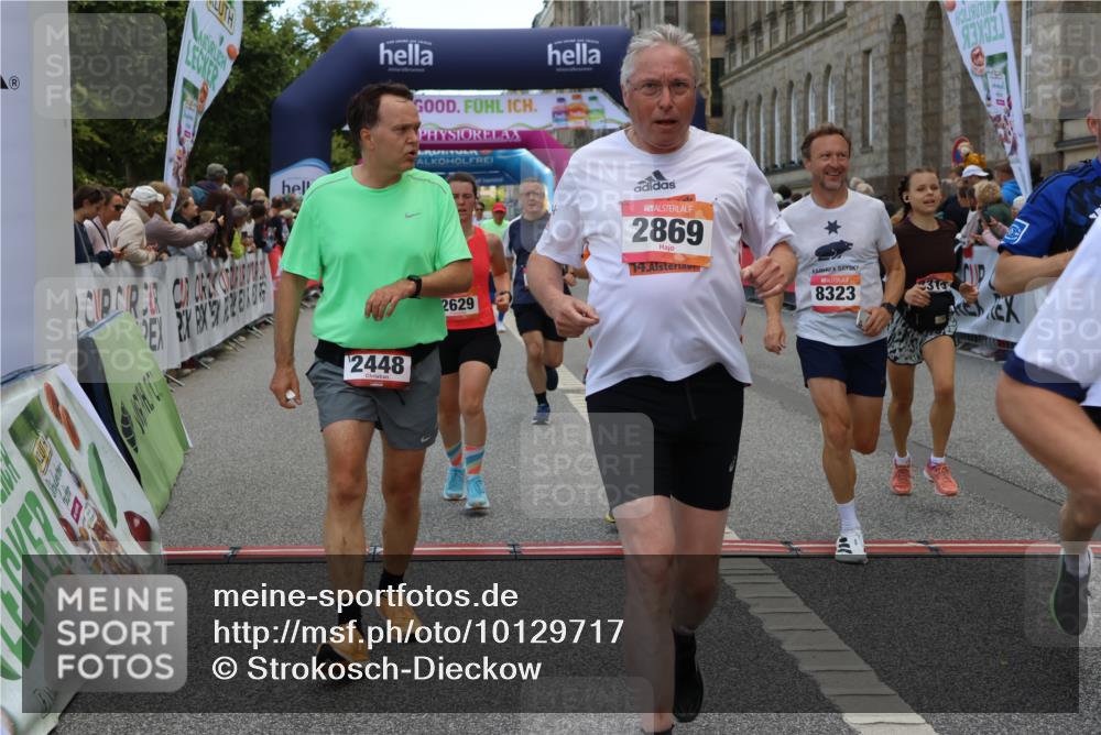 06.09.2026 - CURREX Alsterlauf Strokosch-Dieckow http://msf.ph/oto/10129717 06.09.2026 10:03:40 Ziel 2386, 2429, 2448, 2501, 2629, 2630, 2869, 3252, 3367, 3756, 4777, 5087, 5408, 5737, 6290, 6292, 6344, 8203, 8219, 8263, 8315, 8323 meine-sportfotos.de