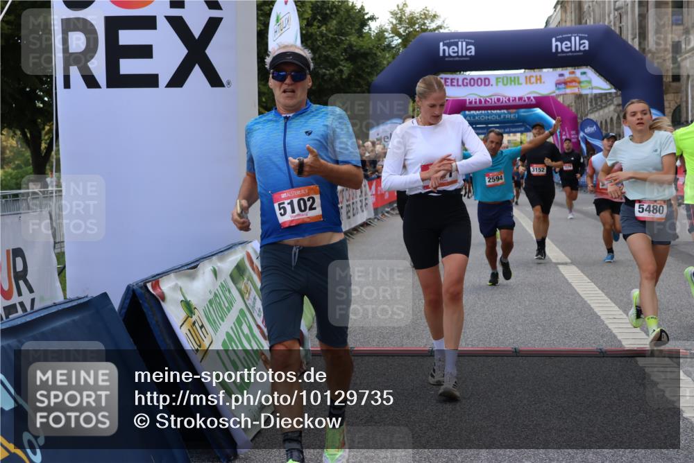 06.09.2026 - CURREX Alsterlauf Strokosch-Dieckow http://msf.ph/oto/10129735 06.09.2026 09:50:55 Ziel 2008, 2594, 2803, 3073, 3152, 3423, 3468, 3498, 4070, 4317, 4371, 4556, 4687, 4997, 5101, 5102, 5282, 5480, 6182, 6277, 8277 meine-sportfotos.de