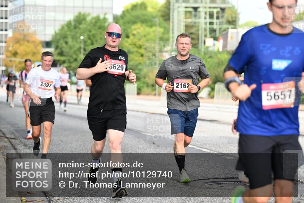06.09.2026 - CURREX Alsterlauf Dr. Thomas Lammeyer http://msf.ph/oto/10129740 06.09.2026 09:51:29 Laufen 2397, 3629, 7, 48, 2162, 5657 meine-sportfotos.de
