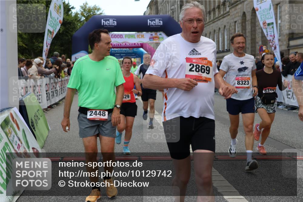 06.09.2026 - CURREX Alsterlauf Strokosch-Dieckow http://msf.ph/oto/10129742 06.09.2026 10:03:40 Ziel 2386, 2429, 2448, 2501, 2629, 2630, 2869, 3252, 3367, 3756, 4777, 5087, 5408, 5737, 6290, 6292, 6344, 8203, 8219, 8263, 8315, 8323 meine-sportfotos.de