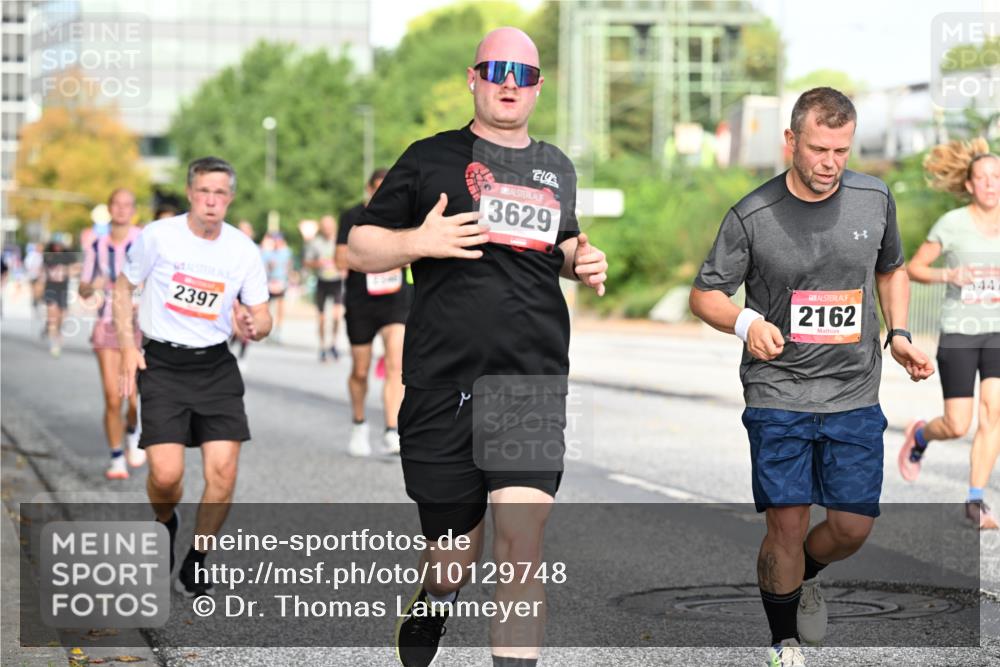 06.09.2026 - CURREX Alsterlauf Dr. Thomas Lammeyer http://msf.ph/oto/10129748 06.09.2026 09:51:30 Laufen 2397, 3629, 2162, 544 meine-sportfotos.de