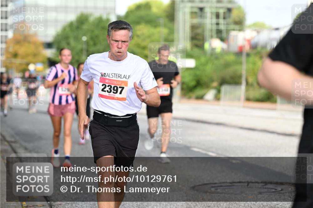 06.09.2026 - CURREX Alsterlauf Dr. Thomas Lammeyer http://msf.ph/oto/10129761 06.09.2026 09:51:31 Laufen 2397 meine-sportfotos.de