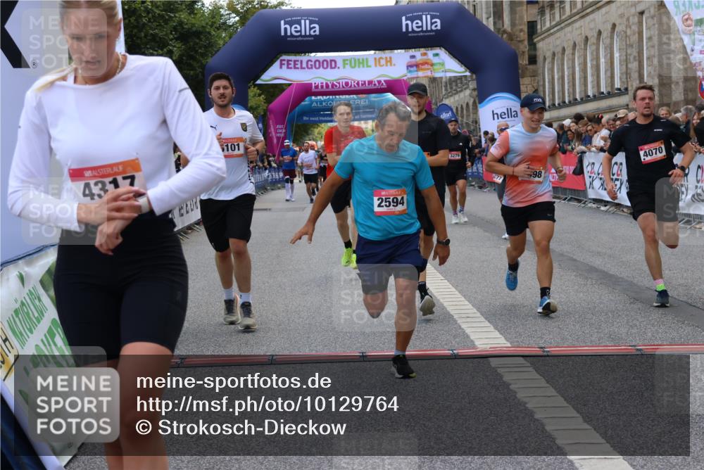 06.09.2026 - CURREX Alsterlauf Strokosch-Dieckow http://msf.ph/oto/10129764 06.09.2026 09:50:57 Ziel 2008, 2594, 2803, 3073, 3152, 3279, 3423, 3468, 3498, 3700, 4070, 4317, 4371, 4687, 5101, 5102, 5480, 6182, 6277, 8277 meine-sportfotos.de