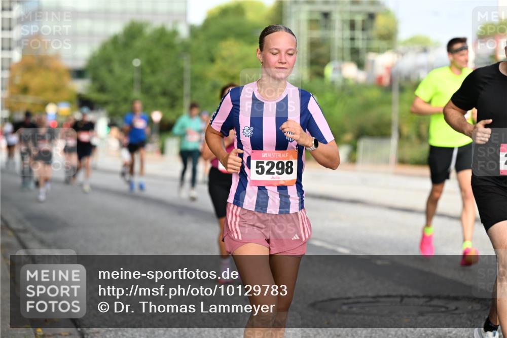 06.09.2026 - CURREX Alsterlauf Dr. Thomas Lammeyer http://msf.ph/oto/10129783 06.09.2026 09:51:33 Laufen 5298 meine-sportfotos.de