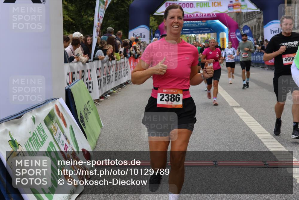 06.09.2026 - CURREX Alsterlauf Strokosch-Dieckow http://msf.ph/oto/10129789 06.09.2026 10:03:47 Ziel 2386, 2429, 2629, 2630, 3059, 3094, 3405, 4132, 4591, 4606, 5737, 5911, 8203, 8219, 8315 meine-sportfotos.de