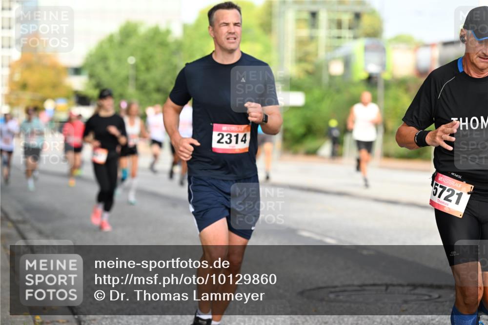 06.09.2026 - CURREX Alsterlauf Dr. Thomas Lammeyer http://msf.ph/oto/10129860 06.09.2026 09:51:44 Laufen 2314, 5721 meine-sportfotos.de
