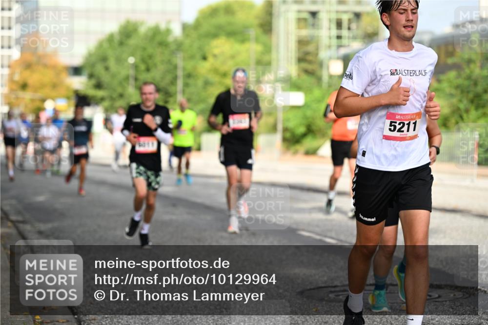 06.09.2026 - CURREX Alsterlauf Dr. Thomas Lammeyer http://msf.ph/oto/10129964 06.09.2026 09:51:58 Laufen 5211 meine-sportfotos.de