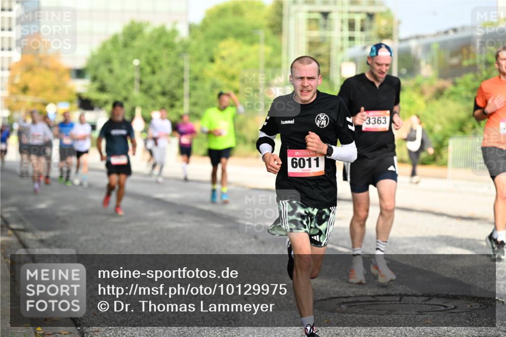 06.09.2026 - CURREX Alsterlauf Dr. Thomas Lammeyer http://msf.ph/oto/10129975 06.09.2026 09:51:59 Laufen 6011, 3363 meine-sportfotos.de