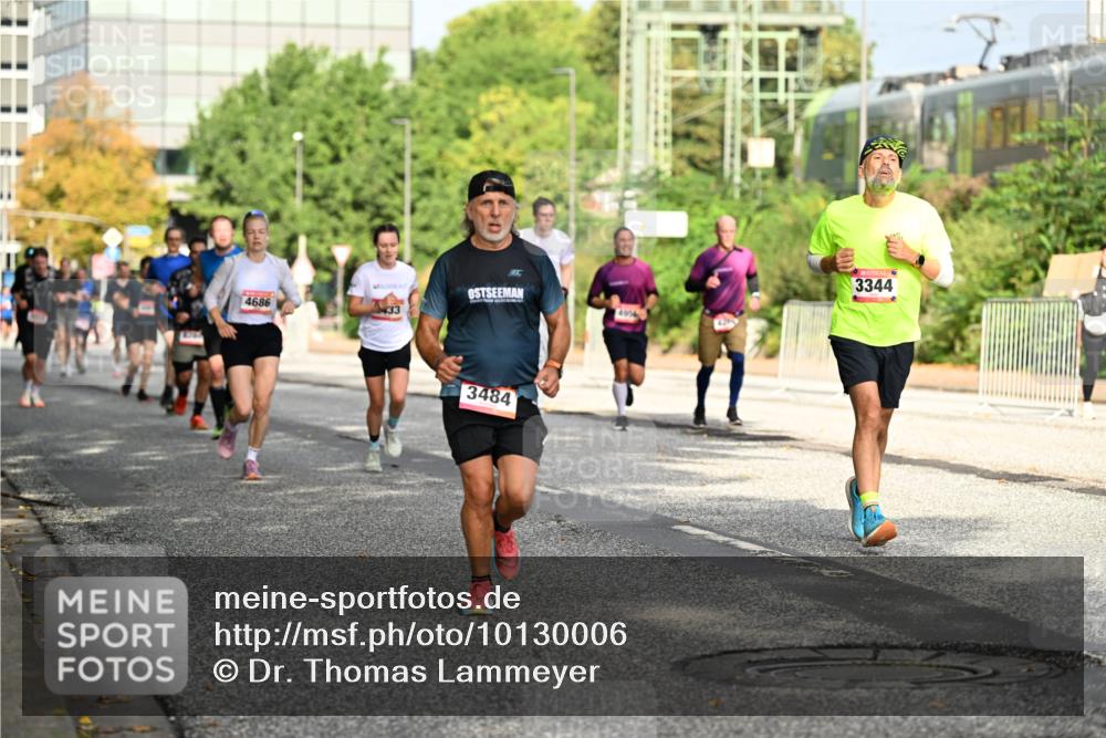 06.09.2026 - CURREX Alsterlauf Dr. Thomas Lammeyer http://msf.ph/oto/10130006 06.09.2026 09:52:02 Laufen 4686, 3484, 495, 3344 meine-sportfotos.de