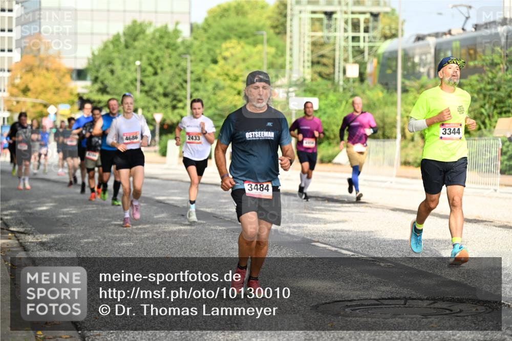 06.09.2026 - CURREX Alsterlauf Dr. Thomas Lammeyer http://msf.ph/oto/10130010 06.09.2026 09:52:03 Laufen 4686, 2433, 3344, 3484 meine-sportfotos.de