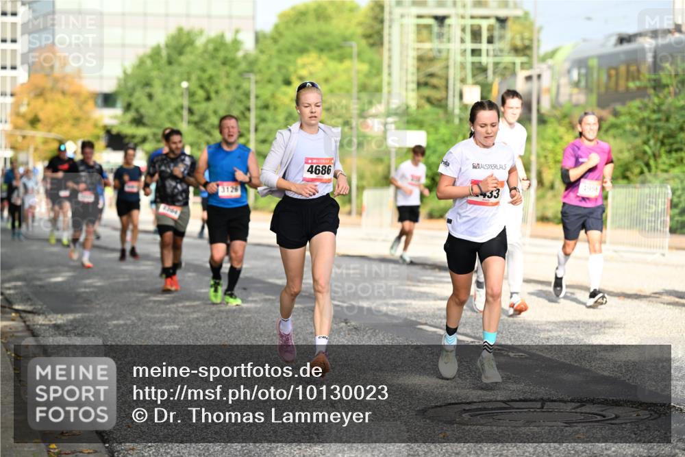 06.09.2026 - CURREX Alsterlauf Dr. Thomas Lammeyer http://msf.ph/oto/10130023 06.09.2026 09:52:05 Laufen 3126, 4686, 33, 4956 meine-sportfotos.de