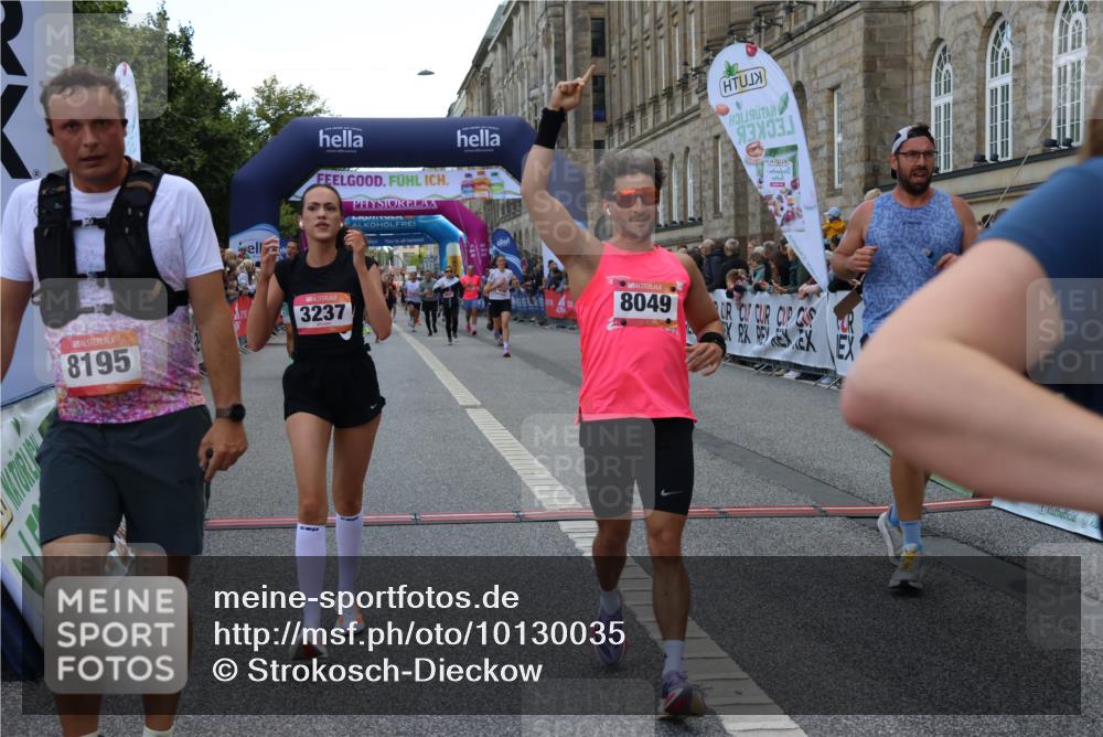 06.09.2026 - CURREX Alsterlauf Strokosch-Dieckow http://msf.ph/oto/10130035 06.09.2026 09:51:12 Ziel 2344, 2358, 3237, 4681, 4696, 4895, 5365, 5551, 5609, 5642, 5977, 6190, 6204, 6327, 8049, 8195 meine-sportfotos.de