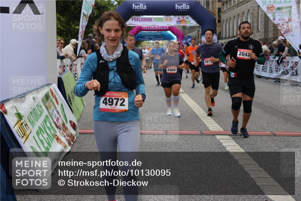 06.09.2026 - CURREX Alsterlauf Strokosch-Dieckow http://msf.ph/oto/10130095 06.09.2026 10:03:58 Ziel 2042, 2657, 2989, 3094, 3378, 3384, 3405, 3651, 3745, 3752, 3766, 4004, 4672, 4968, 4972, 4979, 5284, 5468, 6247, 8044, 8079 meine-sportfotos.de