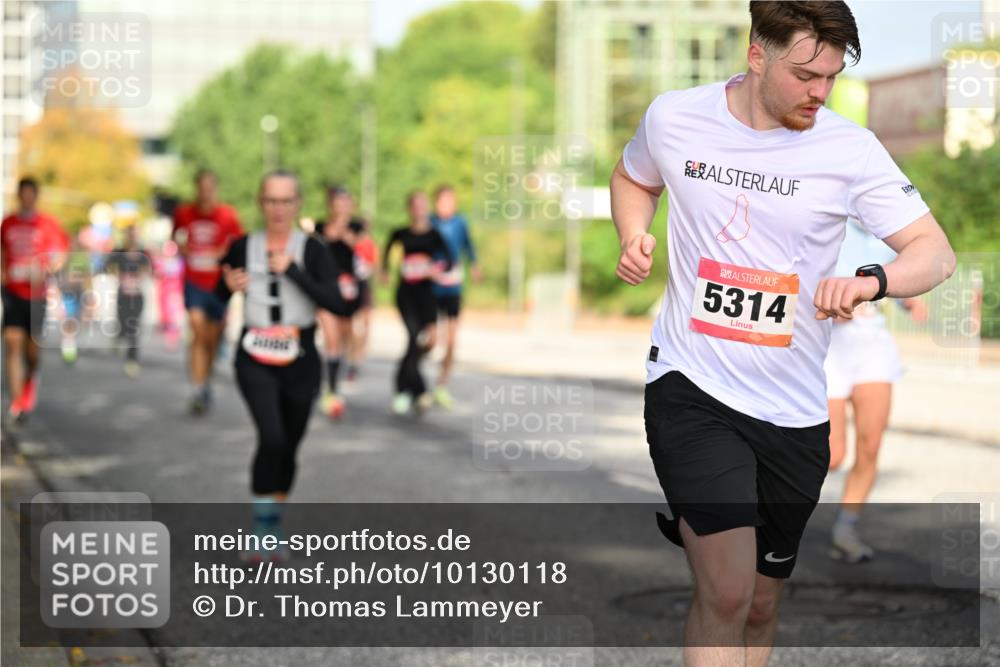 06.09.2026 - CURREX Alsterlauf Dr. Thomas Lammeyer http://msf.ph/oto/10130118 06.09.2026 09:52:18 Laufen 5314 meine-sportfotos.de