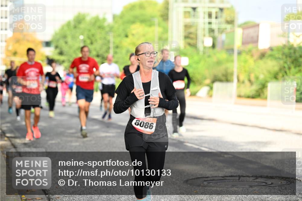 06.09.2026 - CURREX Alsterlauf Dr. Thomas Lammeyer http://msf.ph/oto/10130133 06.09.2026 09:52:19 Laufen 8086 meine-sportfotos.de