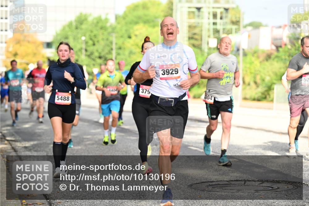 06.09.2026 - CURREX Alsterlauf Dr. Thomas Lammeyer http://msf.ph/oto/10130196 06.09.2026 09:52:25 Laufen 5488, 379, 3929, 304, 52 meine-sportfotos.de