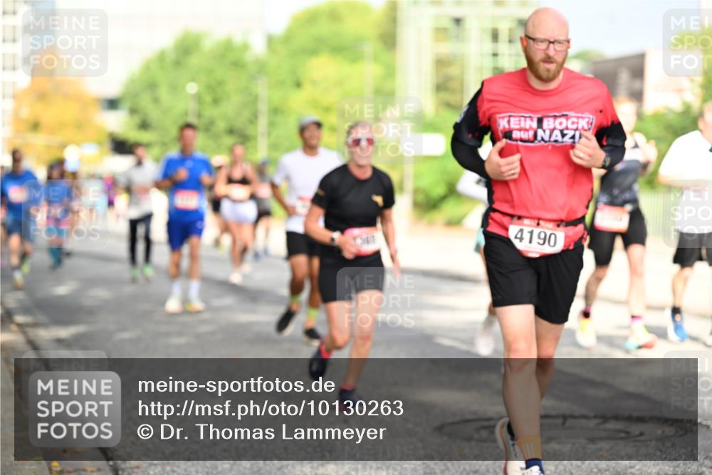 06.09.2026 - CURREX Alsterlauf Dr. Thomas Lammeyer http://msf.ph/oto/10130263 06.09.2026 09:52:32 Laufen 4190 meine-sportfotos.de