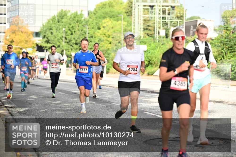 06.09.2026 - CURREX Alsterlauf Dr. Thomas Lammeyer http://msf.ph/oto/10130274 06.09.2026 09:52:33 Laufen 8211, 4135, 4284, 2277, 3225, 4365 meine-sportfotos.de
