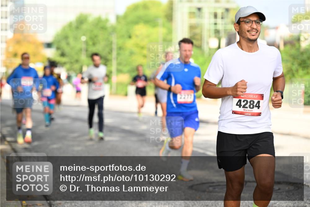 06.09.2026 - CURREX Alsterlauf Dr. Thomas Lammeyer http://msf.ph/oto/10130292 06.09.2026 09:52:35 Laufen 2277, 4284 meine-sportfotos.de