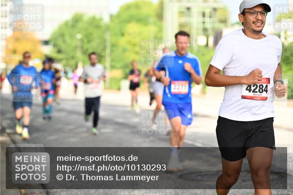 06.09.2026 - CURREX Alsterlauf Dr. Thomas Lammeyer http://msf.ph/oto/10130293 06.09.2026 09:52:35 Laufen 2277, 4284 meine-sportfotos.de
