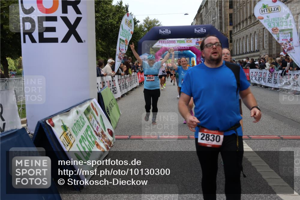 06.09.2026 - CURREX Alsterlauf Strokosch-Dieckow http://msf.ph/oto/10130300 06.09.2026 10:04:20 Ziel 2025, 2346, 2830, 3711, 3959, 3962, 4119, 4131, 4288, 4812, 5046, 5674, 5713, 6193 meine-sportfotos.de