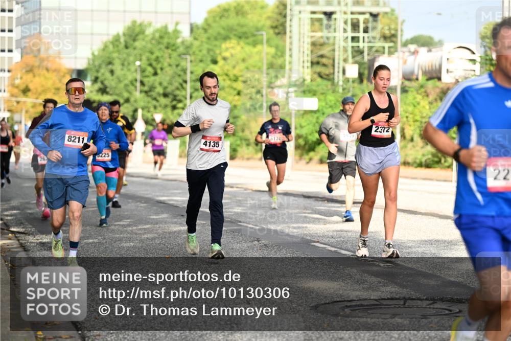 06.09.2026 - CURREX Alsterlauf Dr. Thomas Lammeyer http://msf.ph/oto/10130306 06.09.2026 09:52:36 Laufen 8211, 4135, 225, 6170, 4949, 2372, 22 meine-sportfotos.de