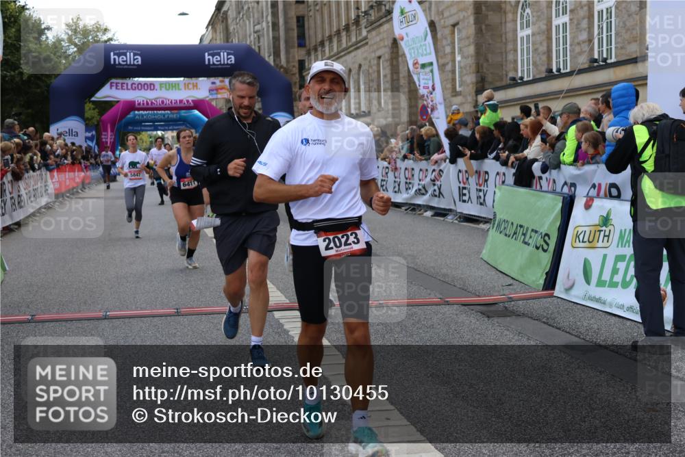 06.09.2026 - CURREX Alsterlauf Strokosch-Dieckow http://msf.ph/oto/10130455 06.09.2026 09:51:35 Ziel 2023, 3286, 3733, 4210, 4985, 4987, 5027, 5230, 5525, 5596, 5814, 5847, 6411, 6490, 8085 meine-sportfotos.de