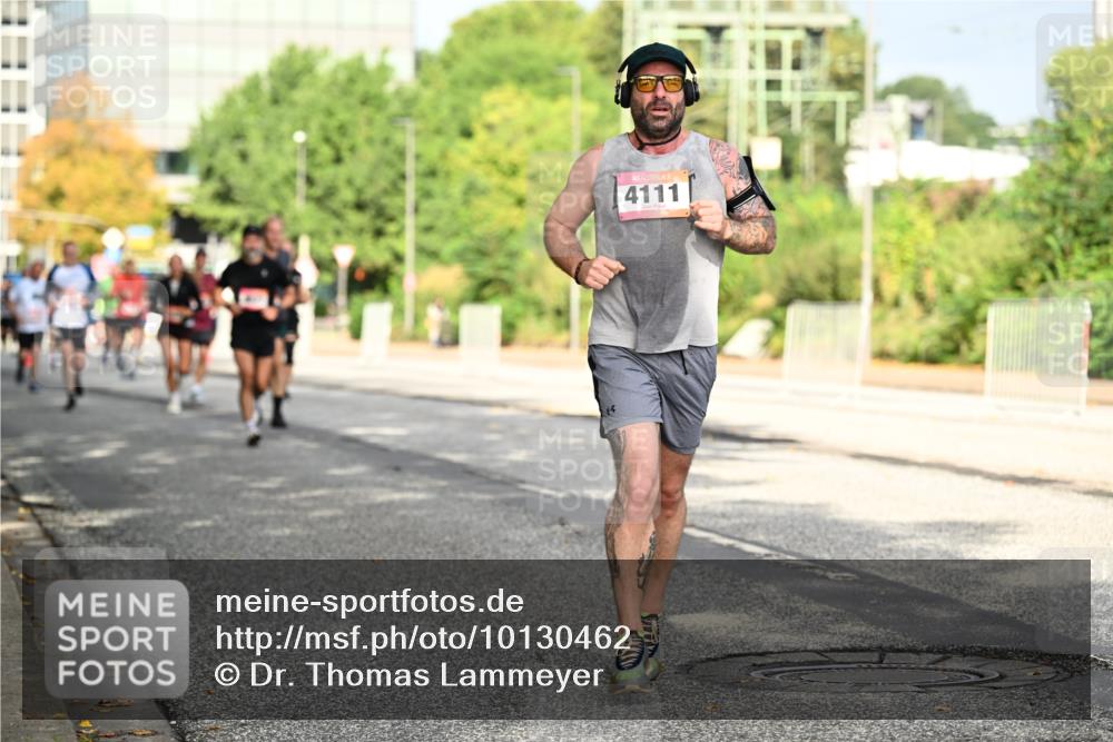 06.09.2026 - CURREX Alsterlauf Dr. Thomas Lammeyer http://msf.ph/oto/10130462 06.09.2026 09:52:51 Laufen 4111 meine-sportfotos.de