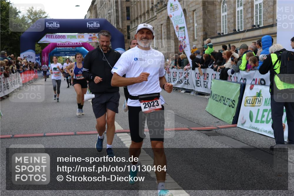 06.09.2026 - CURREX Alsterlauf Strokosch-Dieckow http://msf.ph/oto/10130464 06.09.2026 09:51:35 Ziel 2023, 3286, 3733, 4210, 4985, 4987, 5027, 5230, 5525, 5596, 5814, 5847, 6411, 6490, 8085 meine-sportfotos.de