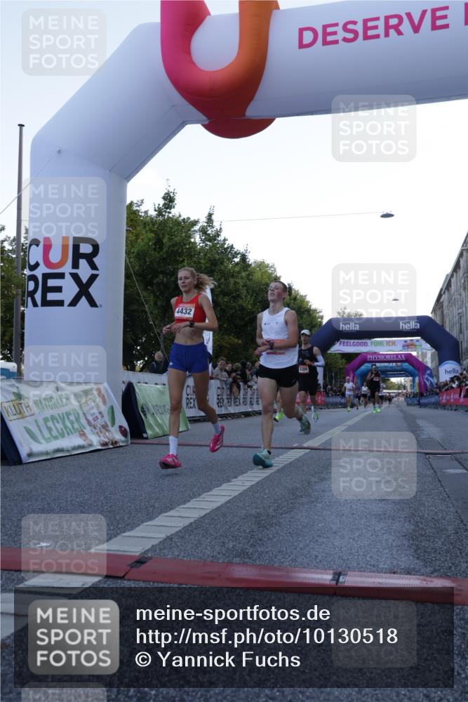 06.09.2026 - CURREX Alsterlauf Yannick Fuchs http://msf.ph/oto/10130518 06.09.2026 09:38:15 Ziel 3866, 4432, 4983, 5513, 5658, 6309, 8024 meine-sportfotos.de