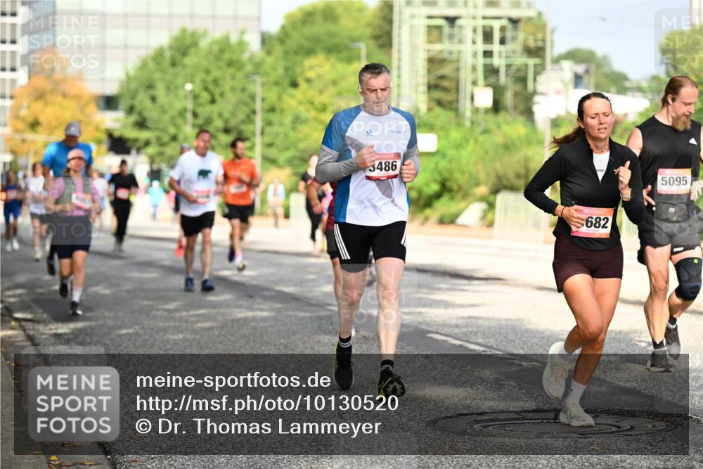 06.09.2026 - CURREX Alsterlauf Dr. Thomas Lammeyer http://msf.ph/oto/10130520 06.09.2026 09:52:59 Laufen 3486, 682, 5095 meine-sportfotos.de