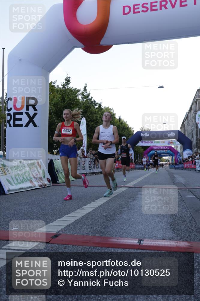 06.09.2026 - CURREX Alsterlauf Yannick Fuchs http://msf.ph/oto/10130525 06.09.2026 09:38:15 Ziel 3866, 4432, 4983, 5513, 5658, 6309, 8024 meine-sportfotos.de