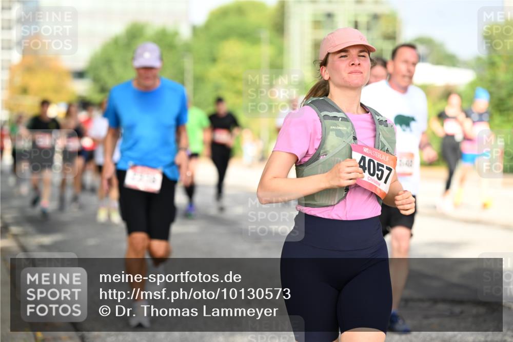 06.09.2026 - CURREX Alsterlauf Dr. Thomas Lammeyer http://msf.ph/oto/10130573 06.09.2026 09:53:05 Laufen 4057 meine-sportfotos.de