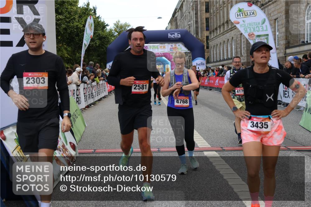 06.09.2026 - CURREX Alsterlauf Strokosch-Dieckow http://msf.ph/oto/10130579 06.09.2026 10:04:31 Ziel 2025, 2303, 2437, 2581, 2988, 2991, 2993, 3435, 3696, 3711, 3807, 4052, 4179, 4376, 4431, 4630, 4768, 5071, 5644, 5718, 5816, 6193 meine-sportfotos.de