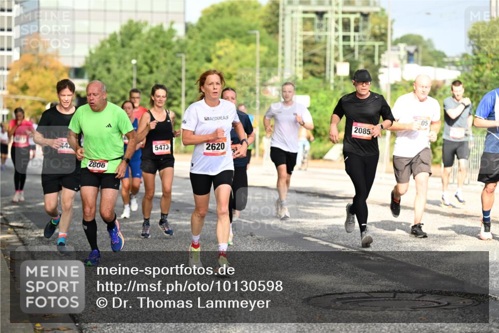 06.09.2026 - CURREX Alsterlauf Dr. Thomas Lammeyer http://msf.ph/oto/10130598 06.09.2026 09:53:07 Laufen 4, 2806, 5473, 2620, 2085, 05 meine-sportfotos.de