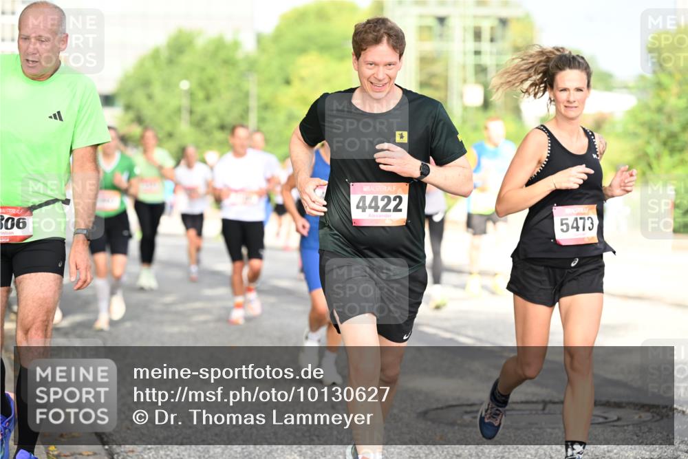 06.09.2026 - CURREX Alsterlauf Dr. Thomas Lammeyer http://msf.ph/oto/10130627 06.09.2026 09:53:10 Laufen 06, 4422, 5473 meine-sportfotos.de