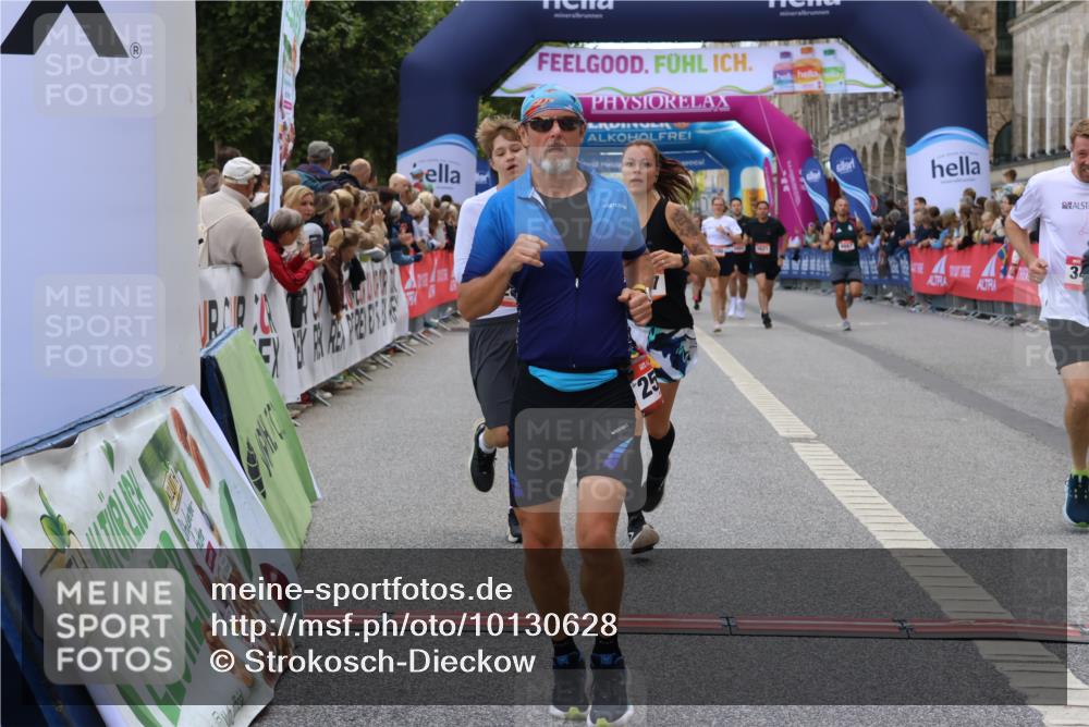 06.09.2026 - CURREX Alsterlauf Strokosch-Dieckow http://msf.ph/oto/10130628 06.09.2026 09:51:46 Ziel 2542, 3465, 4210, 4267, 4268, 4427, 4729, 4985, 5525, 6023, 6405, 6453, 8332 meine-sportfotos.de