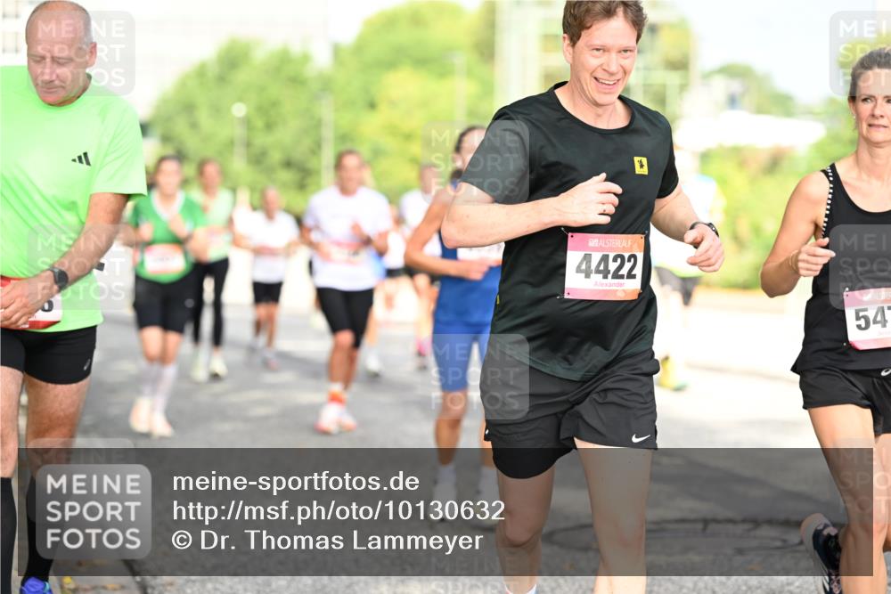 06.09.2026 - CURREX Alsterlauf Dr. Thomas Lammeyer http://msf.ph/oto/10130632 06.09.2026 09:53:11 Laufen 11, 4422, 54 meine-sportfotos.de