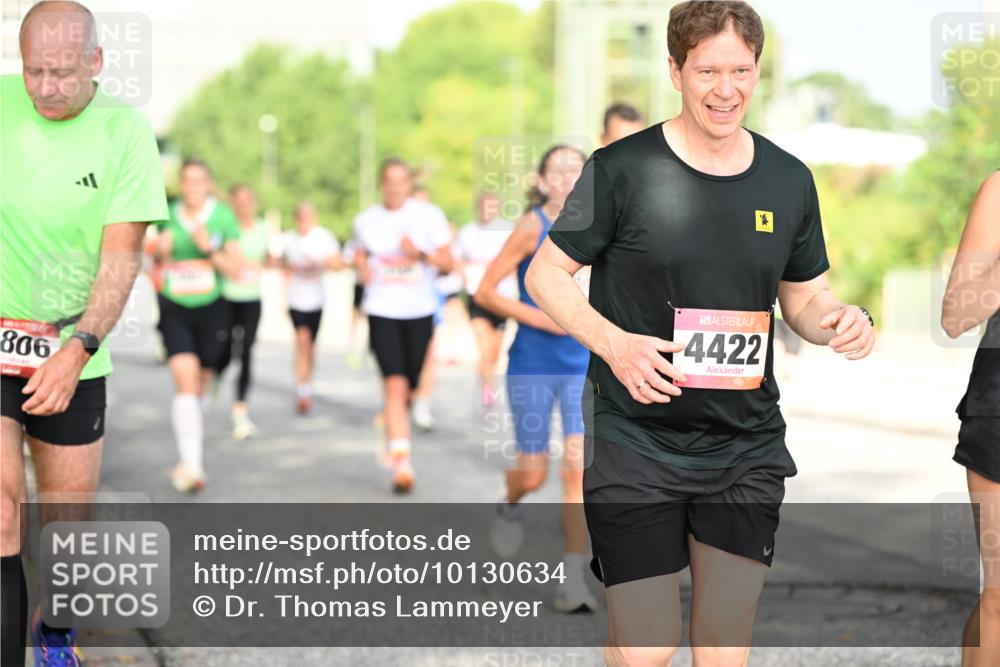 06.09.2026 - CURREX Alsterlauf Dr. Thomas Lammeyer http://msf.ph/oto/10130634 06.09.2026 09:53:11 Laufen 806, 4422 meine-sportfotos.de